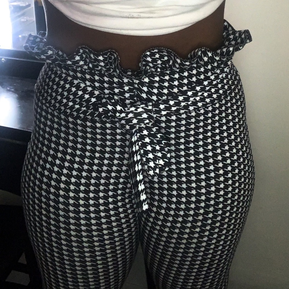 Houndstooth stretched pants -prettylittlething<3